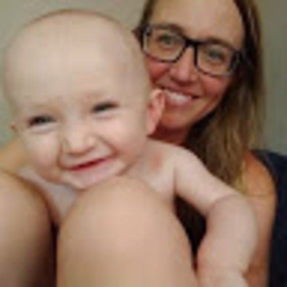 Meet your Posher, Tori - Picture 1 of 1